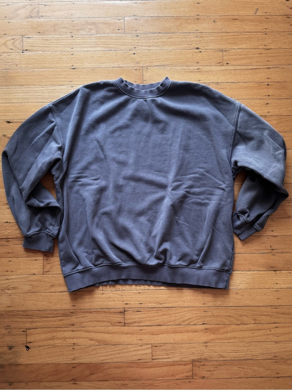 H&M Men’s Small Faded Charcoal Crewneck Sweatshirt